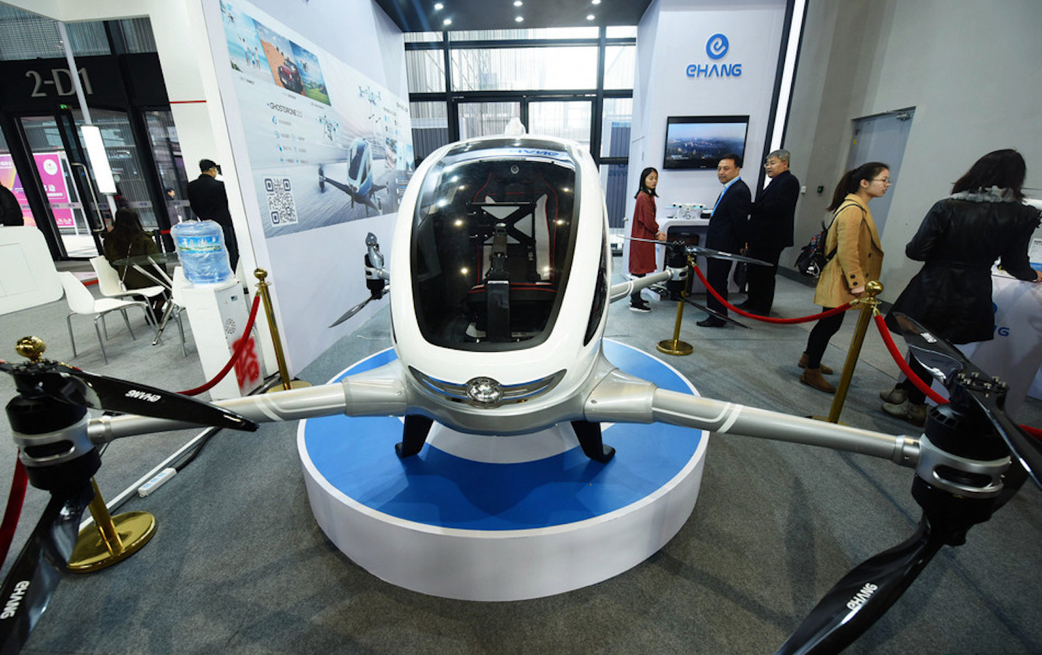 Летающий автомобиль Ehang 184