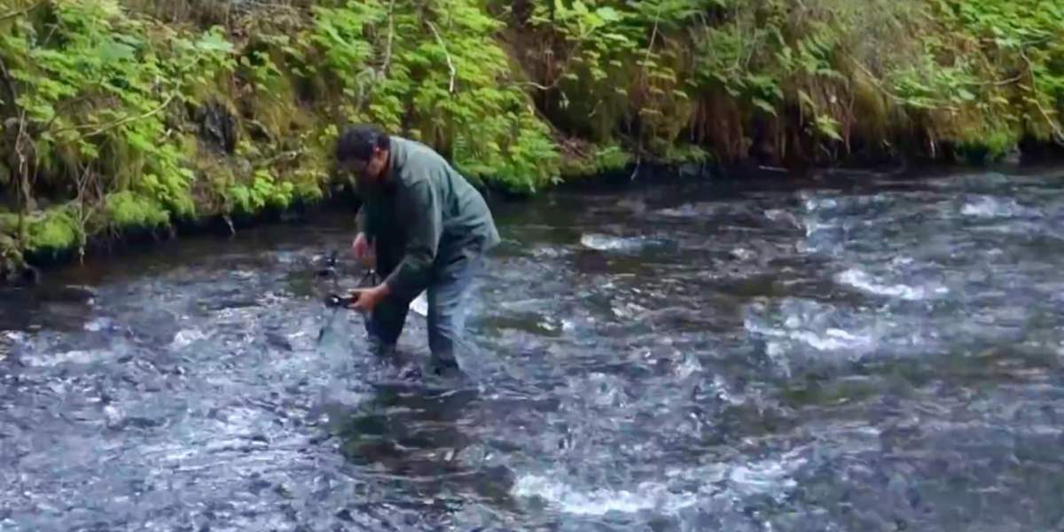 Man wades through water to recover DJI Mavic Pro from an Alaskan river. Will the drone ever fly again? [video]