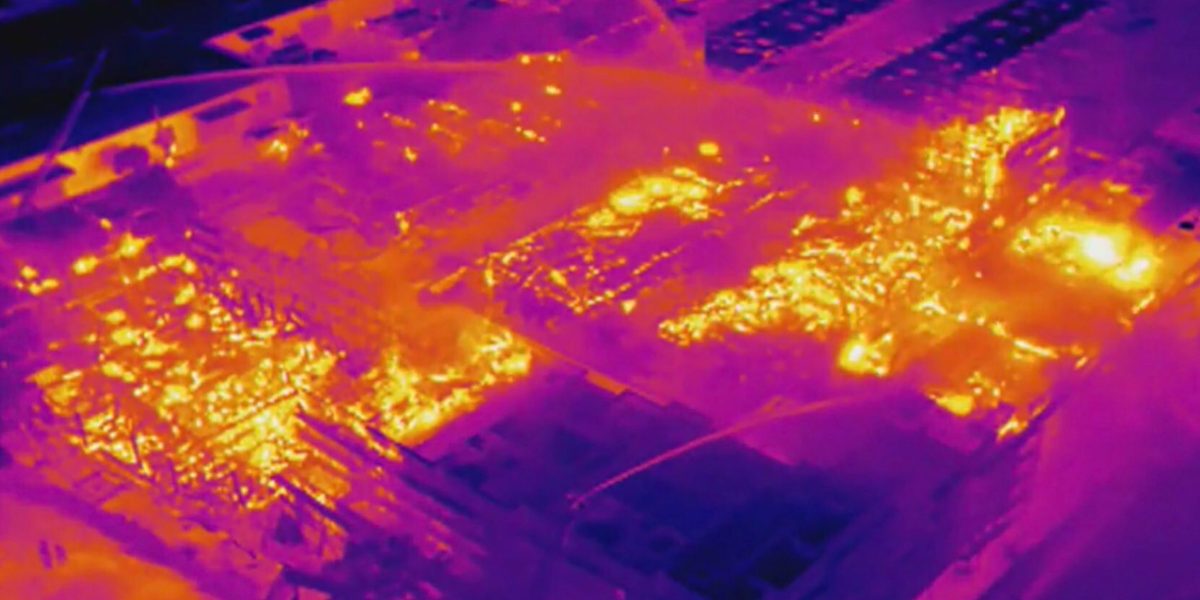 Drone with thermal camera shows hot spots in Oakland fire - DroneDJ