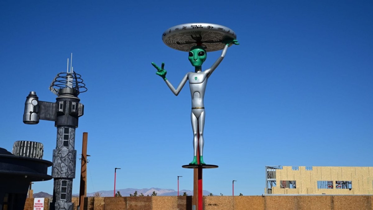 Area 51 airspace closed to helicopters and drones during 'Storm Area 51' event