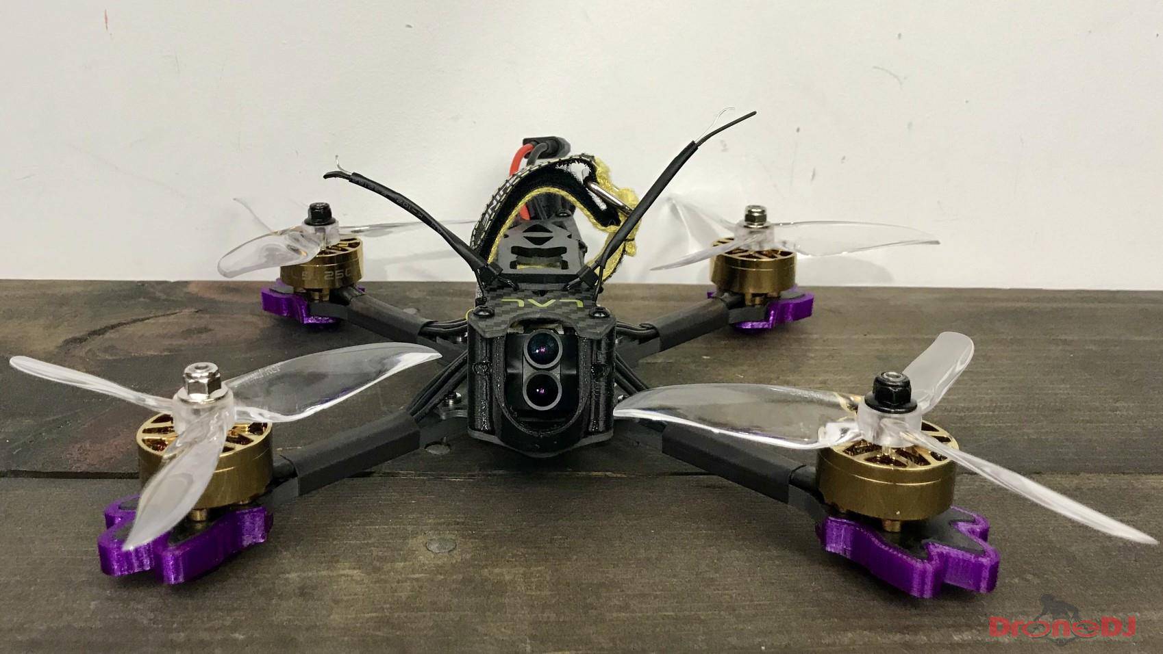 Eachine LAL5 - This is an FPV beast that records 4K video