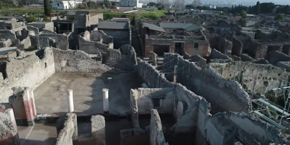 drone video pompeii