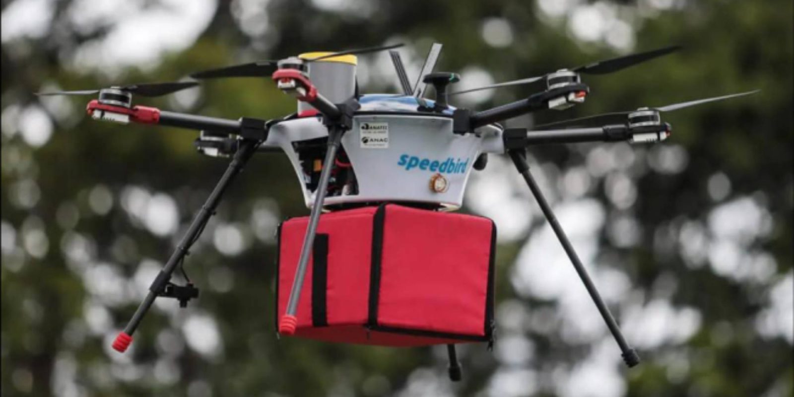 Drone drops Restube to kitesurfer in Brazil