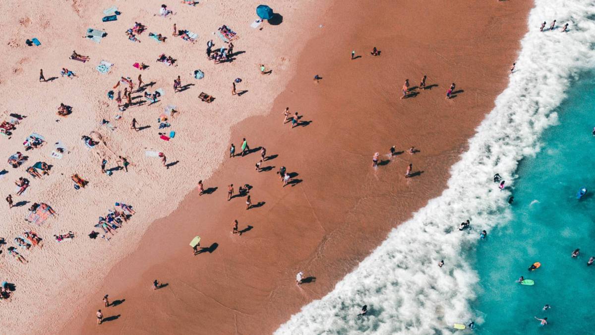 Drones Sydney beaches COVID