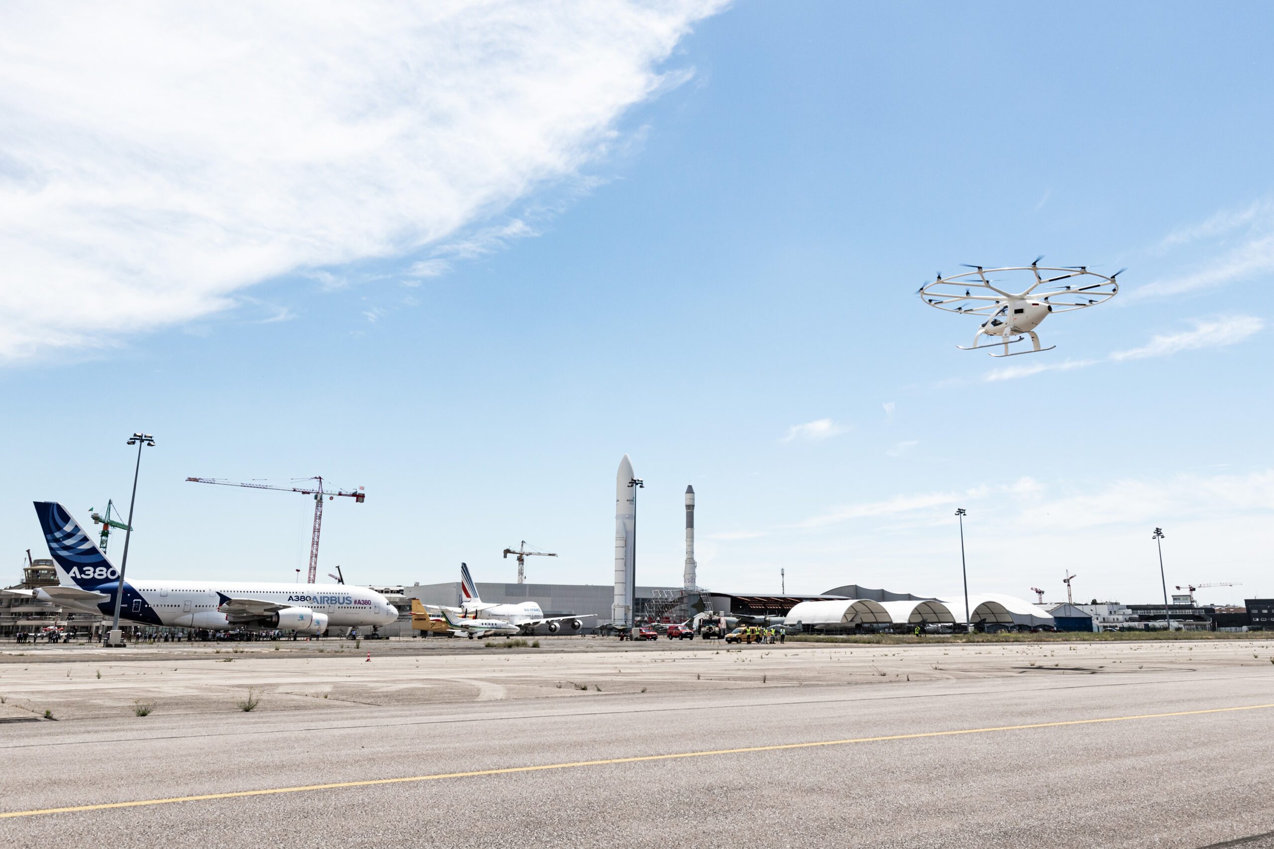 После первой публичной демонстрации во Франции Volocopter нацеливается на службу аэротакси к Олимпиаде 2024 года в Париже
