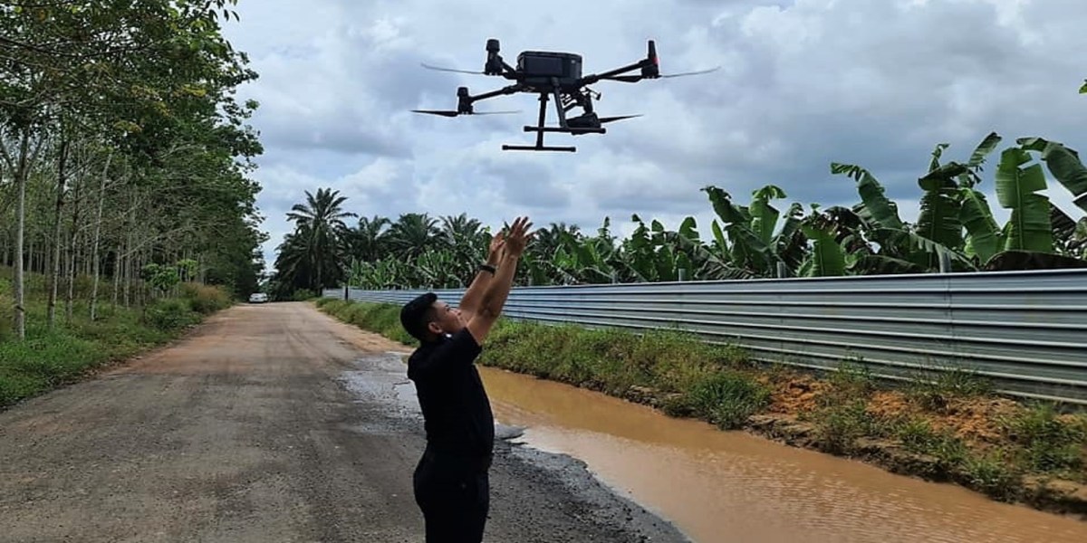malaysia 16 drones