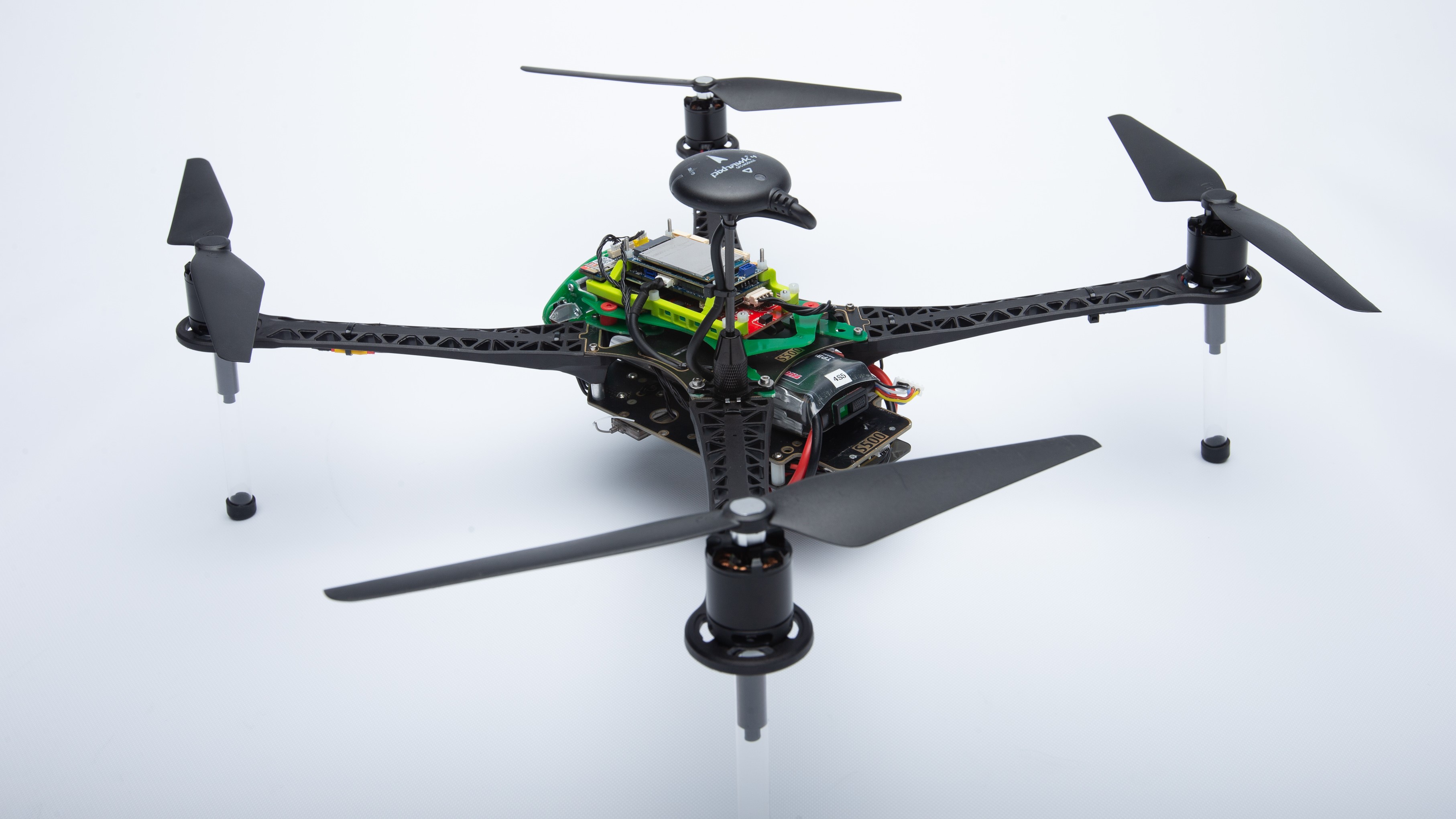 afgår læder problem Qualcomm launches world's first drone platform with both 5G, AI tech