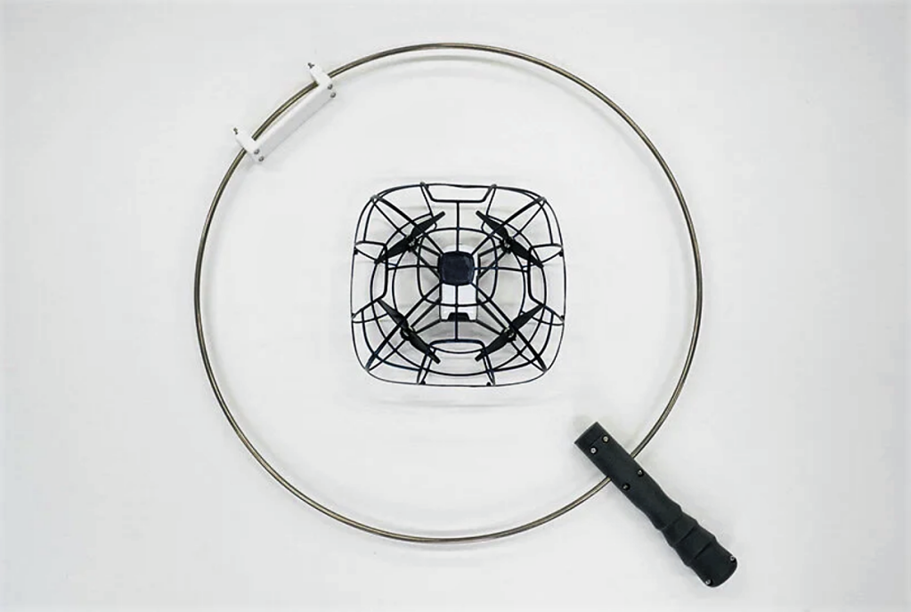drone badminton