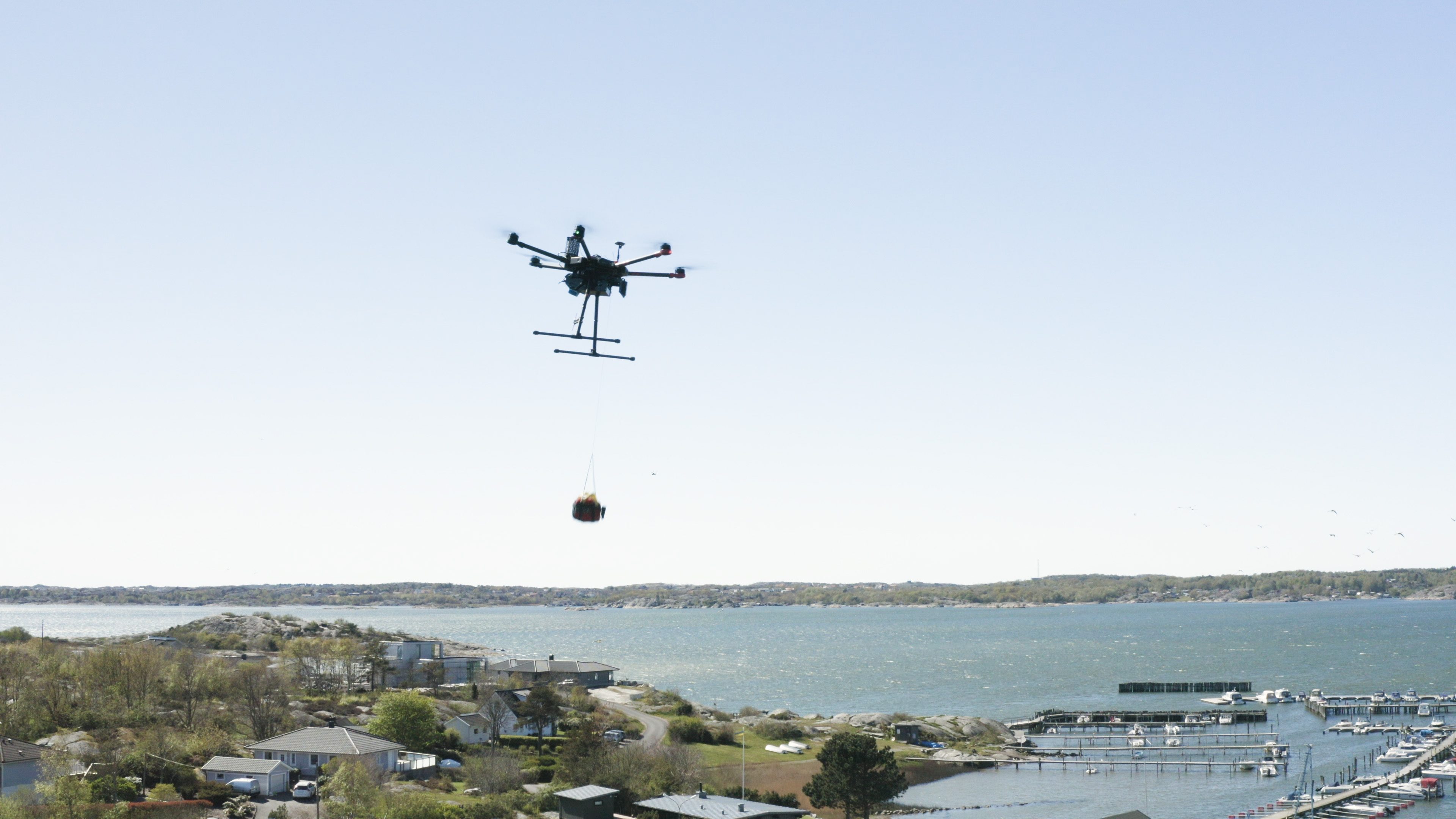 Everdrone из Швеции совершила первую трансграничную доставку с помощью дрона с использованием АНД