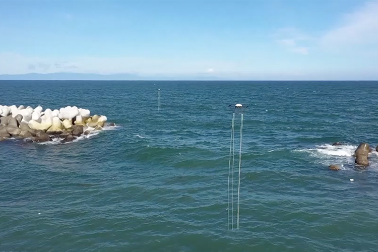 Могут ли связываемые дроны (UAV) стать лучшими друзьями подводных аппаратов (AUV)?
