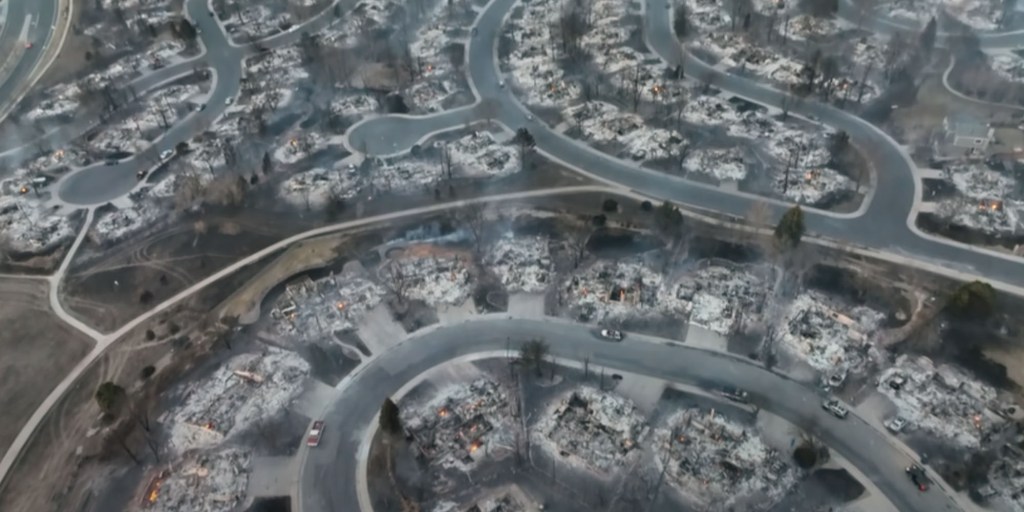  Drone video of the Colorado wildfire devastation.