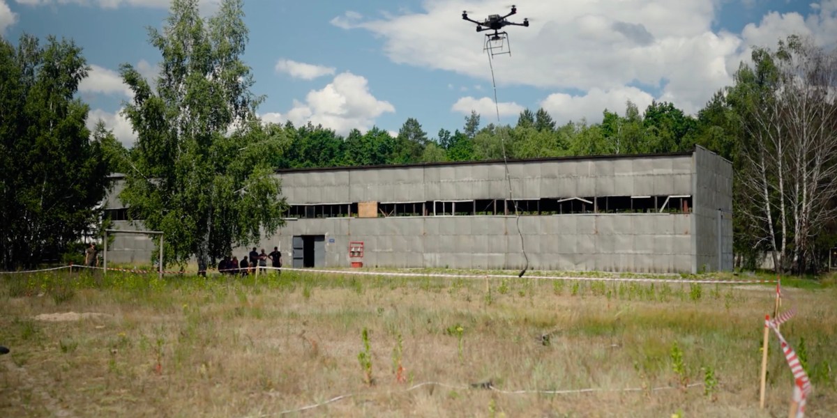 strand Serrated roman Draganfly's drone test center to focus first on Ukraine de-mining