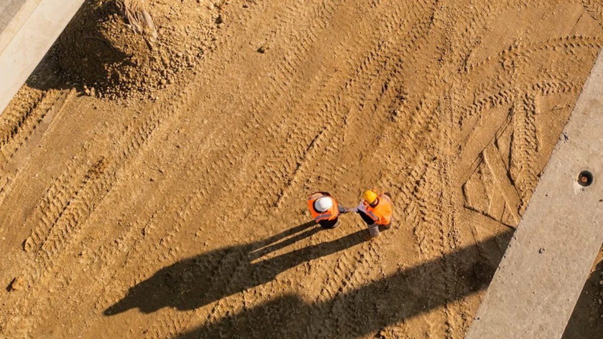 DroneDeploy приобретает StructionSite для унификации данных с дронов и наземных источников