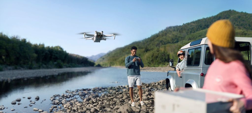 DJI launches cheaper Mini 3 drone just in time for the holidays
