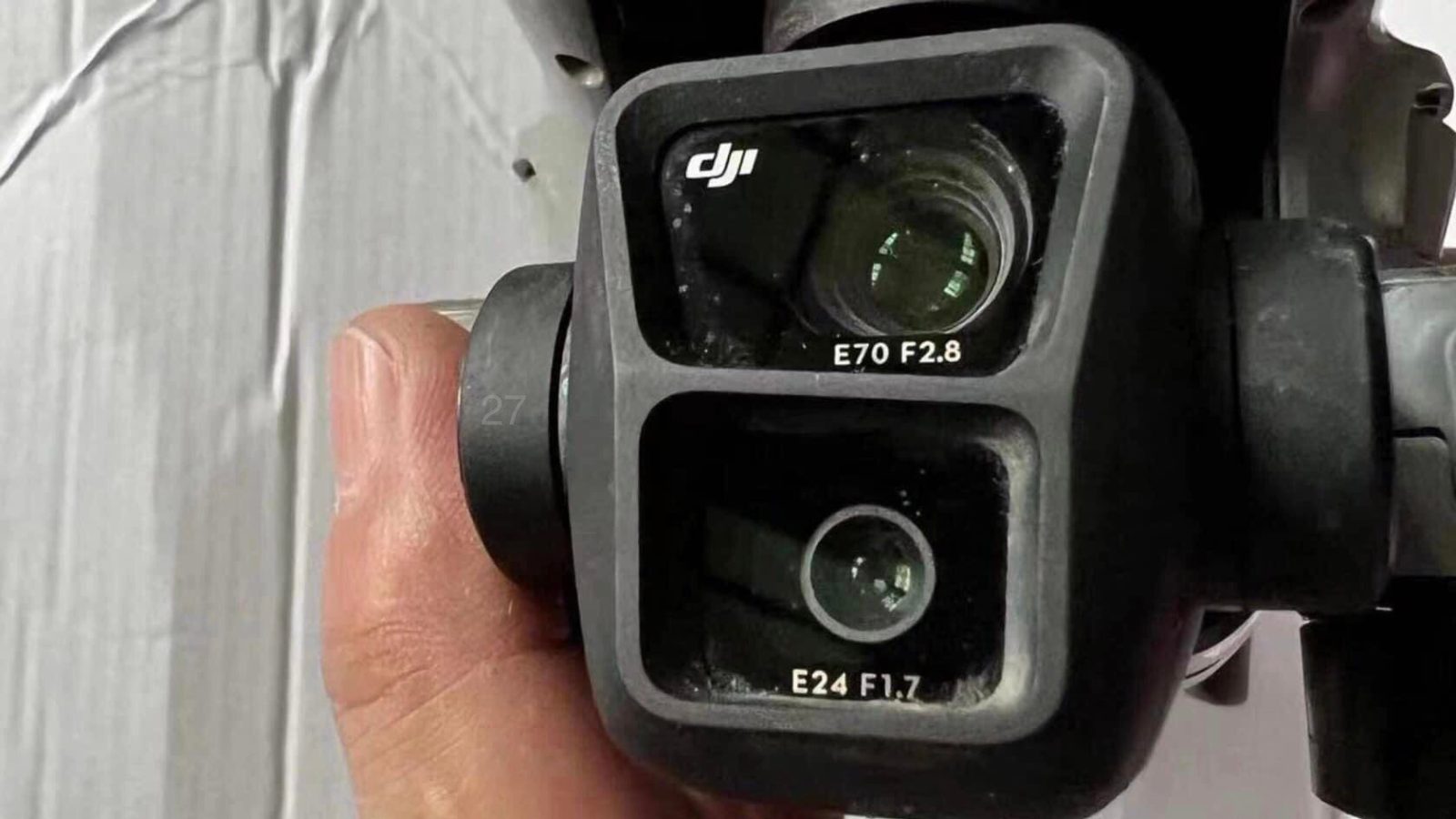 DJI Air 3 dual cameras