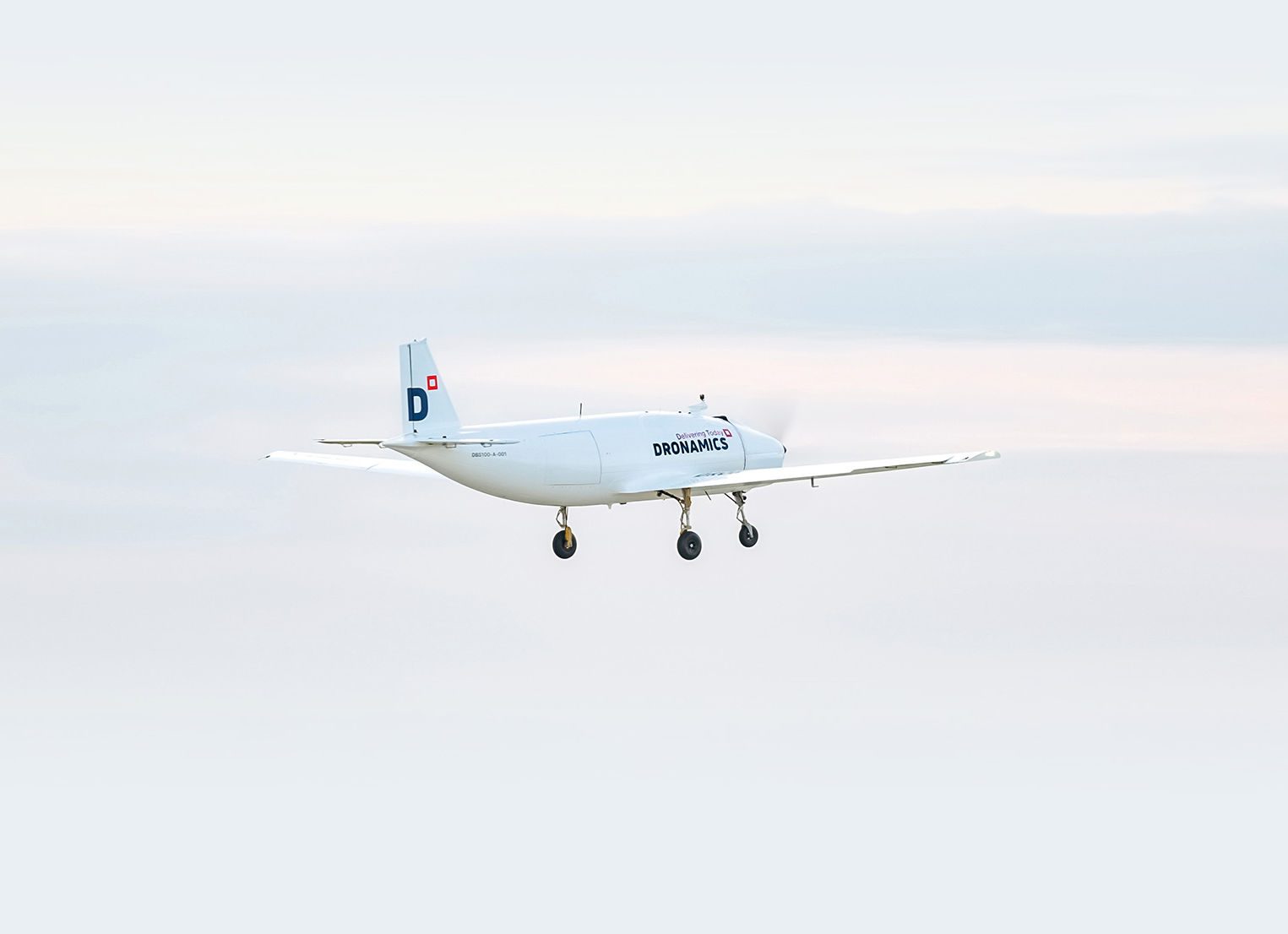 Dronamics и фонд ОАЭ подписали соглашение о производстве дронов для междугородней доставки