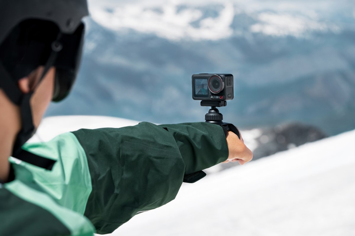 dji Osmo Action 5 Pro camera firmware update Skiing 360° Wrist Strap