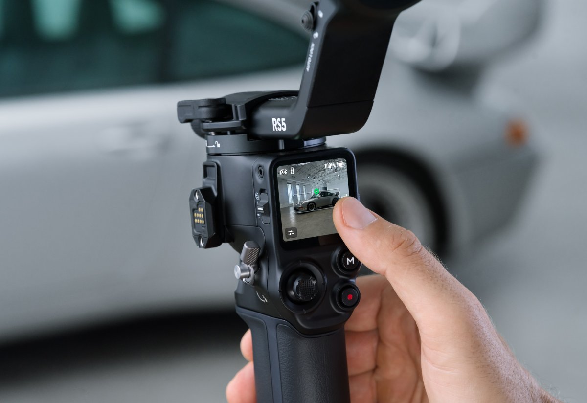 dji rs 5 gimbal Free Frame Selection of Subject