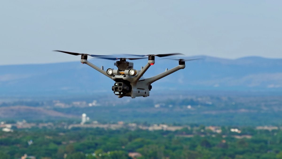 Дрон DJI Matrice 4D получил сертификацию C6 для автономного использования в Европе