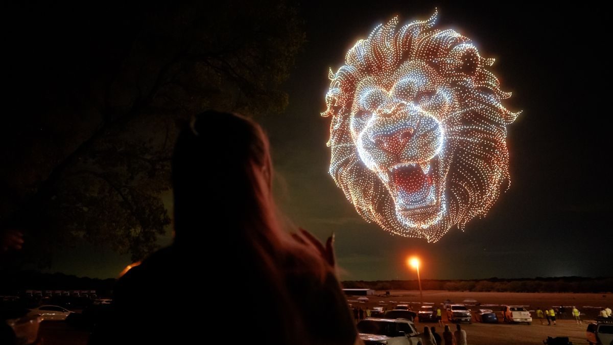 Sky Elements Guinness World Record drone light show